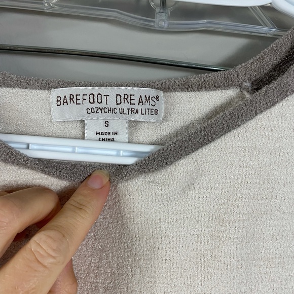 Barefoot dreams pajamas - Picture 5 of 10